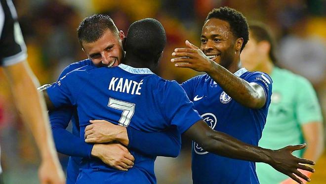 荷甲半场：梅尔韦尔德破门，肖蒂尔建功，兹沃勒2-1海伦芬