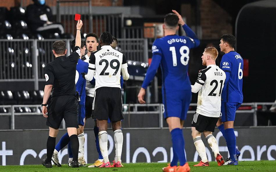 与4结缘，多特5轮欧冠联赛有4轮打入4球，剩下1轮被曼城进4球