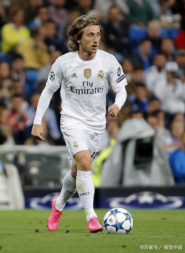 门兴0-0莱比锡，奥诺拉破门被吹，劳姆中框，门兴全场0射正