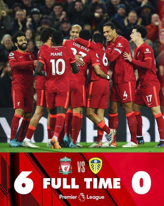 太阳报：女演员悉尼妹恢复单身后收到了大量英超球星的私信