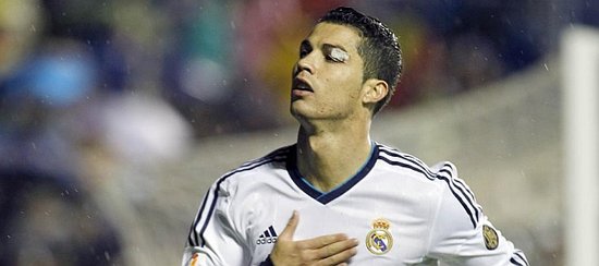 海港亚冠终零封！破2394天魔咒，陈威11次神扑，对手两中门柱