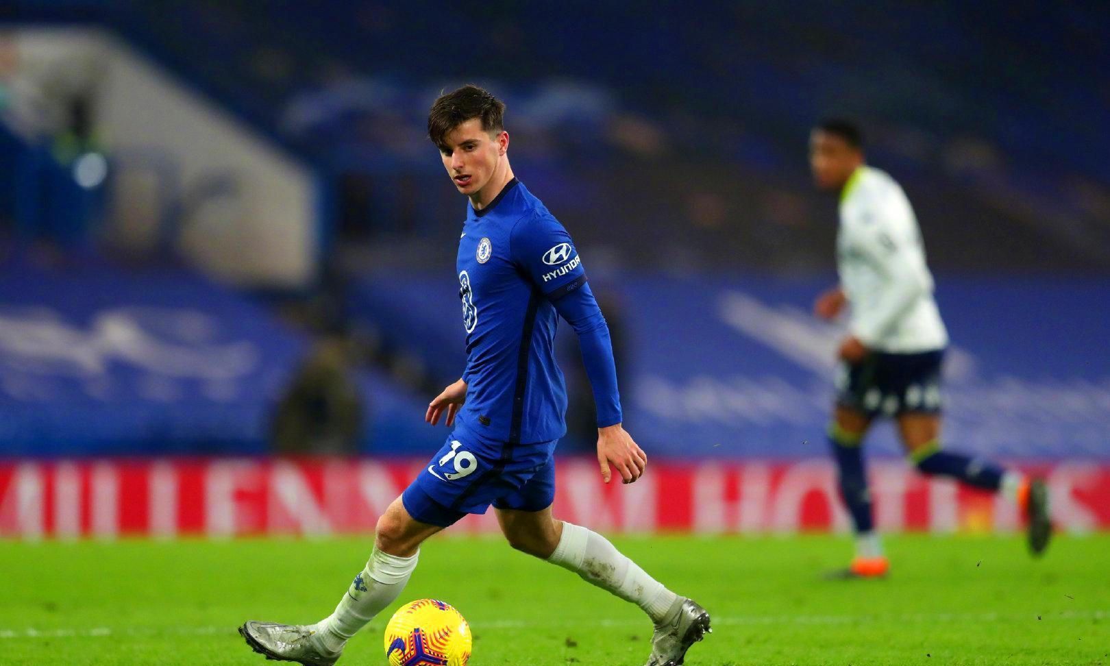 RMC：巴黎大巴被毕包球迷石块袭击，所幸并无人员受伤