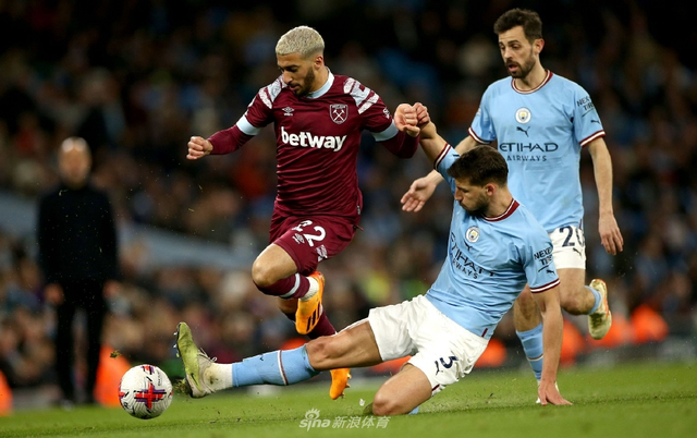 雷霆靠团队篮球获大胜